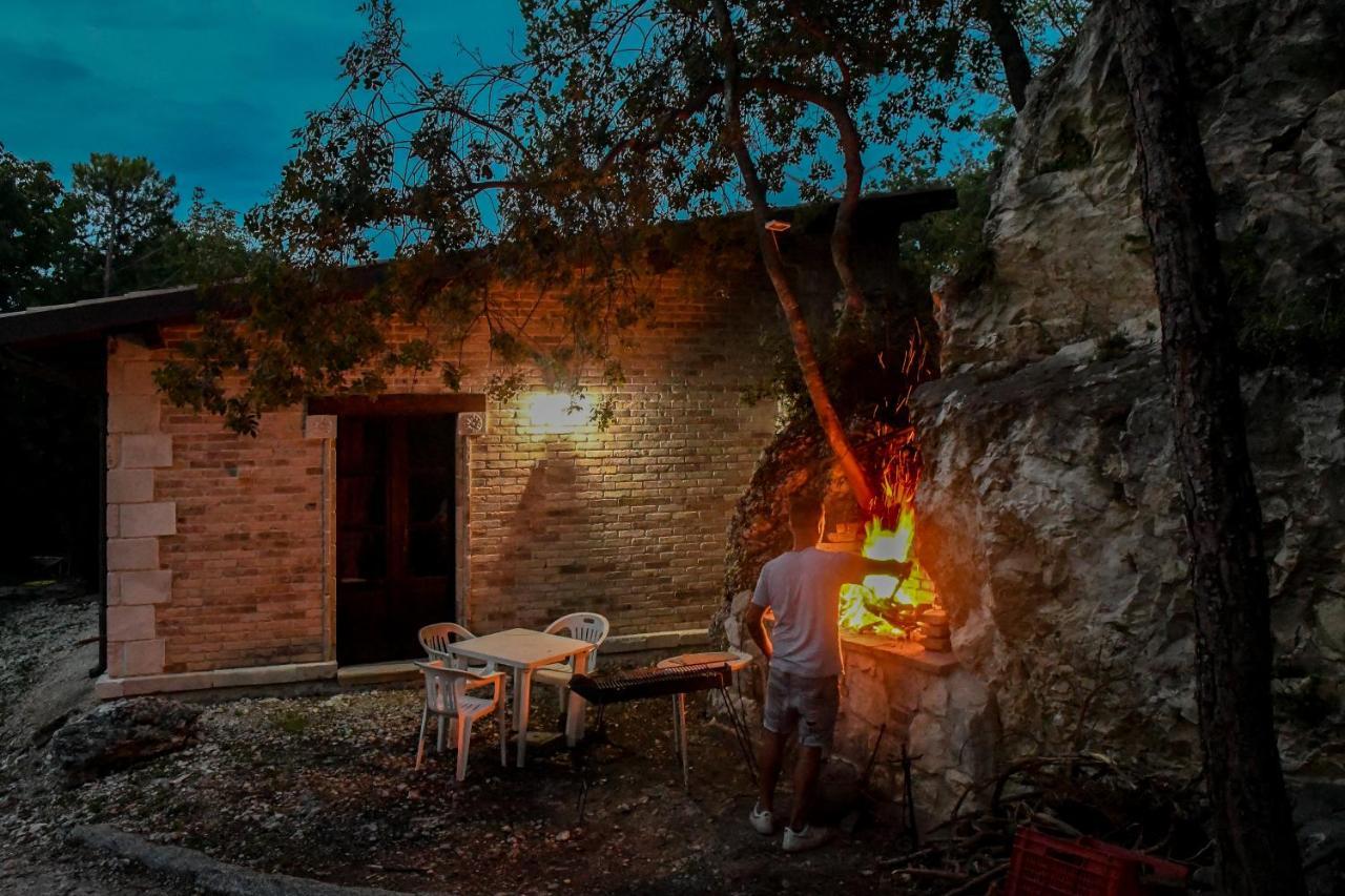 Azienda Agrituristica La Torretta Tocco da Casauria Eksteriør bilde